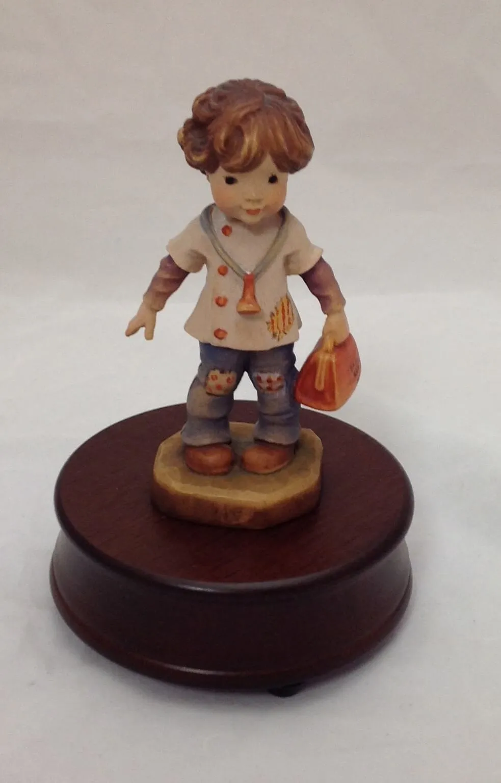 #366 Figurine\Sarah Kay