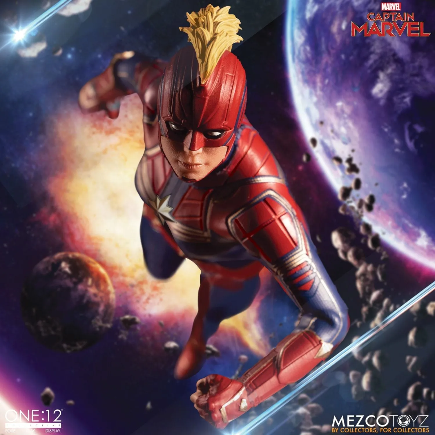 Mezco Toyz ONE:12 Collective: Captain Marvel (2019) Action Figure