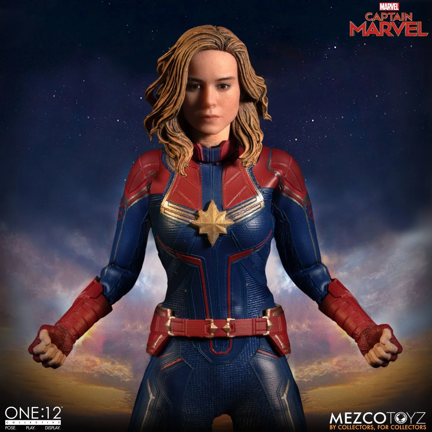 Mezco Toyz ONE:12 Collective: Captain Marvel (2019) Action Figure