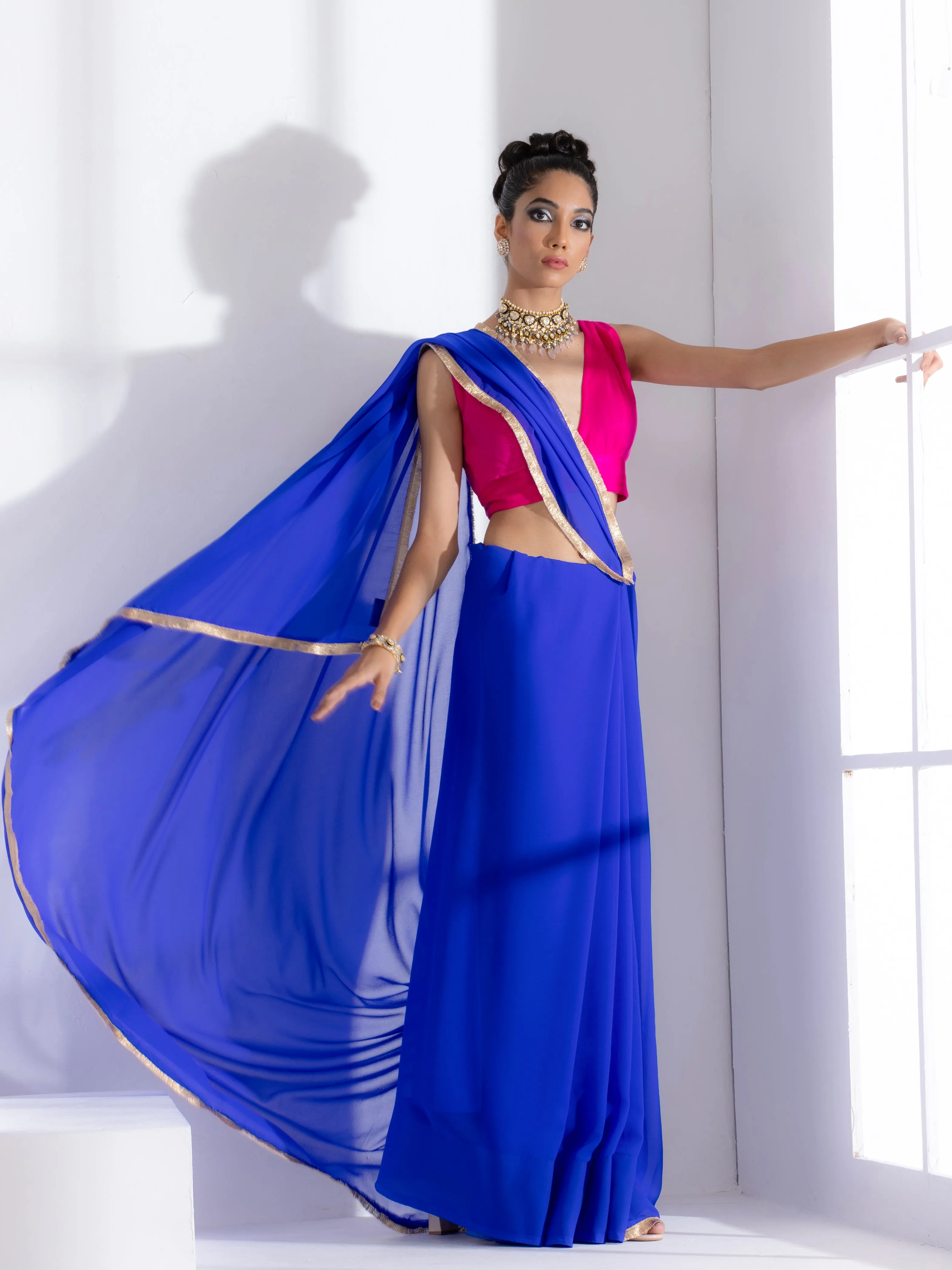 Royal Blue Georgette Saree with Lace & Pink Posh Blouse Fabric