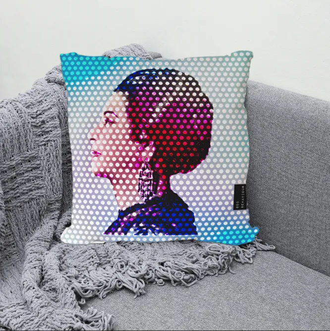 Umm Kulthum - OB Velvet Cushion