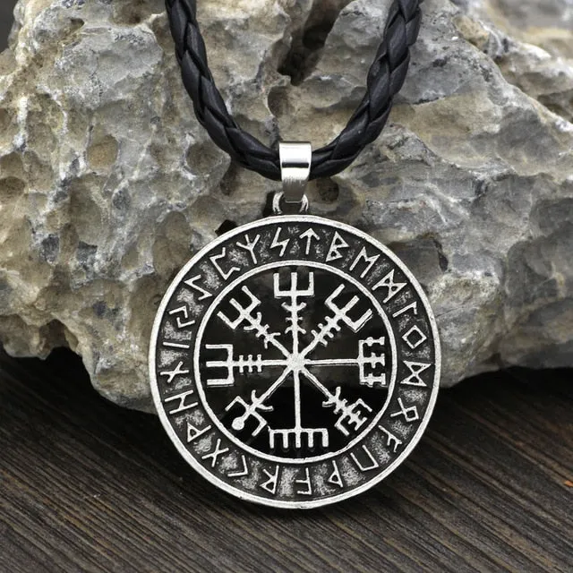 Vegvisir Runic Compass Wayfinder Pendant Necklace